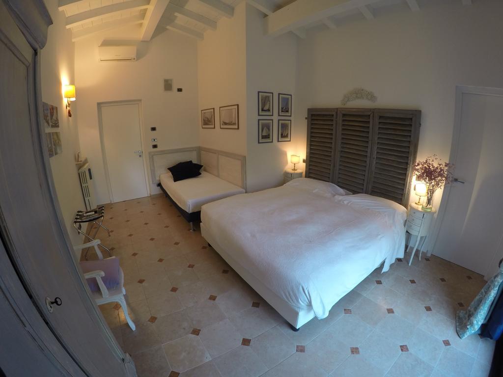 Garda & Golf Bed & Breakfast Caprino Veronese Room photo